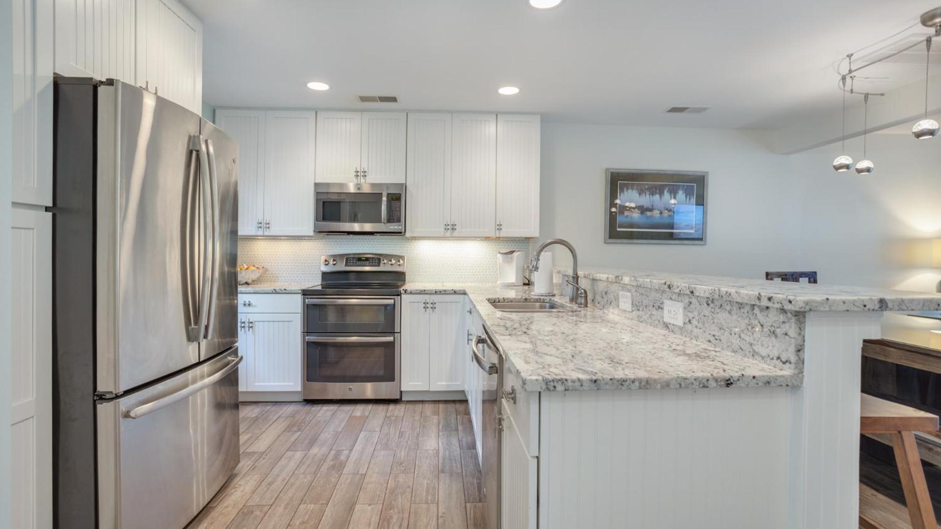 Complex Pool, Pet Friendly, Grill Villa Hilton Head Island Exterior photo